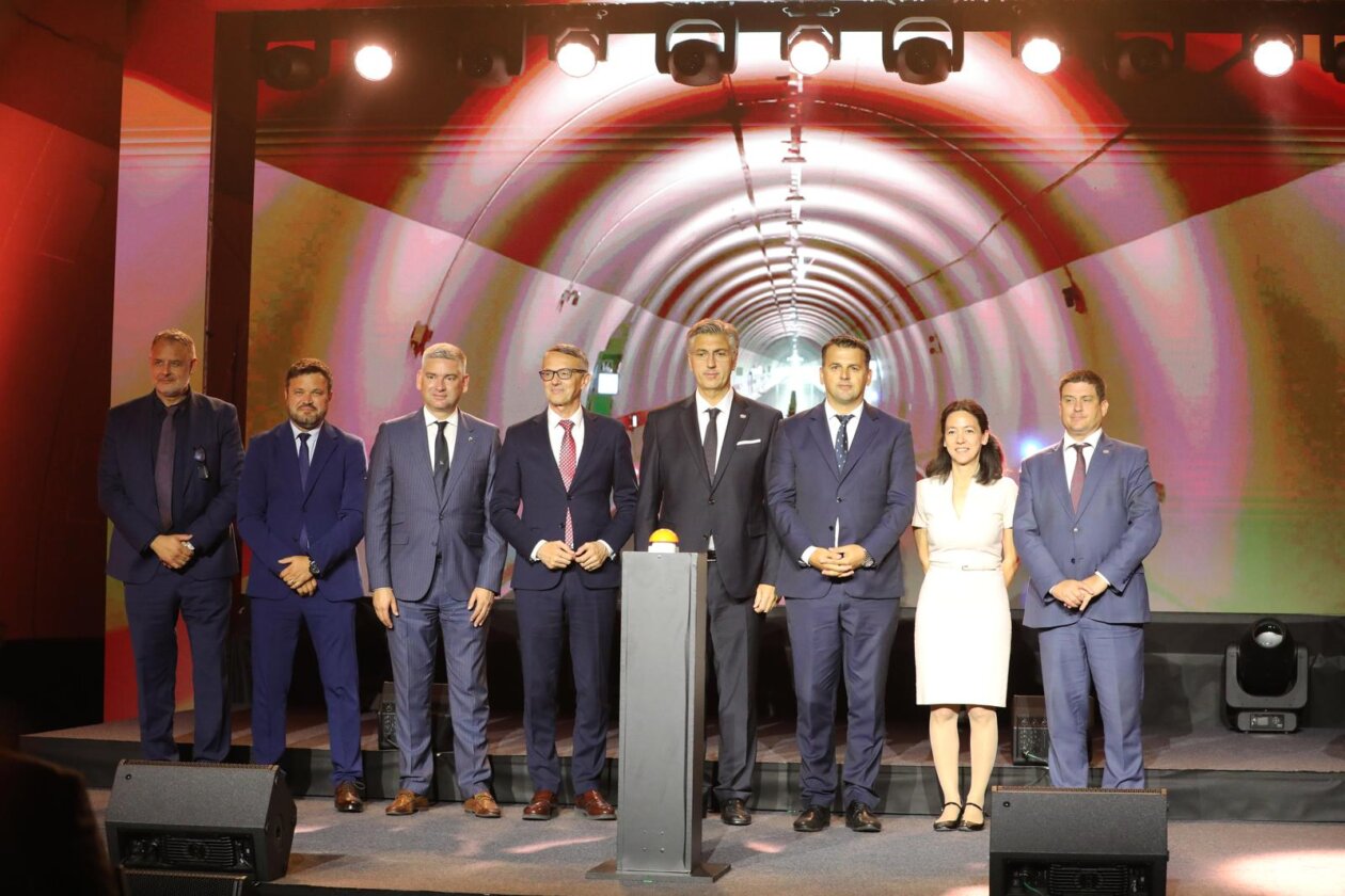 Rijeka: Premijer Andrej Plenković na svečanom puštanju u rad tunela Učka Rijeka: Premijer Andrej Plenković na svečanom puštanju u rad tunela Učka