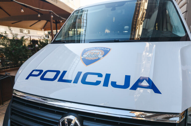 Policija-3372