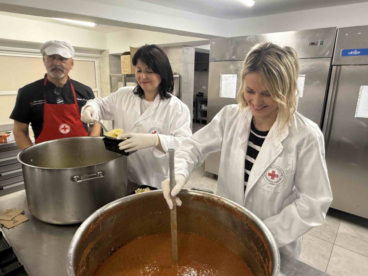 SANJA UDOVIĆ I SANDRA SUŠNIK