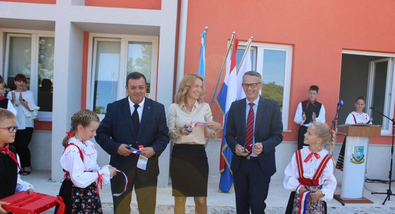 Skola-Dobrinj-vrpca Skola-Dobrinj-vrpca