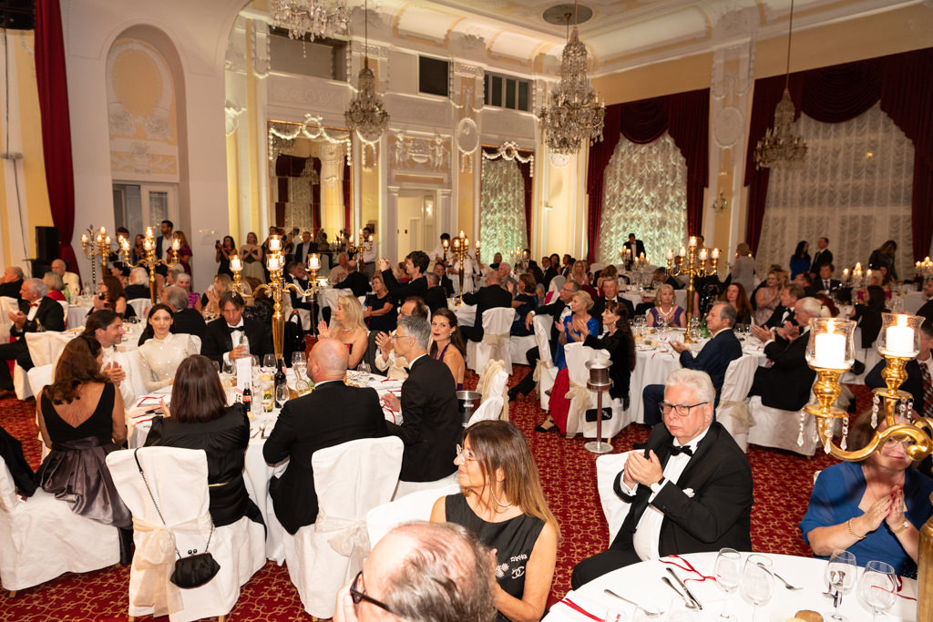 Foto Luigi Opatija,Grad Opatija, Festival Opatija, Kristalna dvo Foto Luigi Opatija,Grad Opatija, Festival Opatija, Kristalna dvo