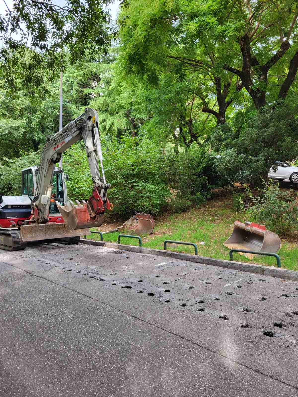 img-f837b2586d8fbecd4ea441d0bae2b4f2-v (1) img-f837b2586d8fbecd4ea441d0bae2b4f2-v (1)