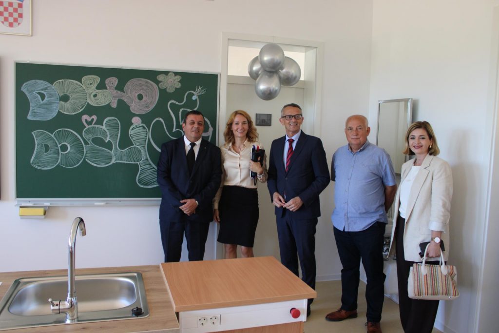 pgz osnovna skola dobrinj (16) pgz osnovna skola dobrinj (16)