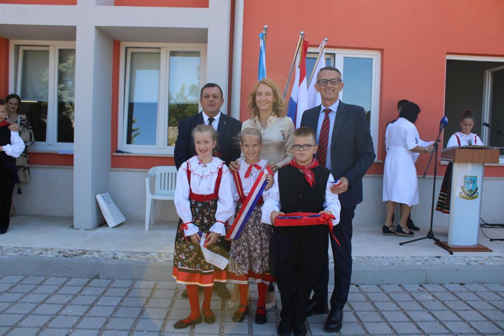 pgz osnovna skola dobrinj (19) pgz osnovna skola dobrinj (19)