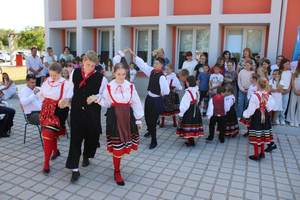 pgz osnovna skola dobrinj (25) pgz osnovna skola dobrinj (25)