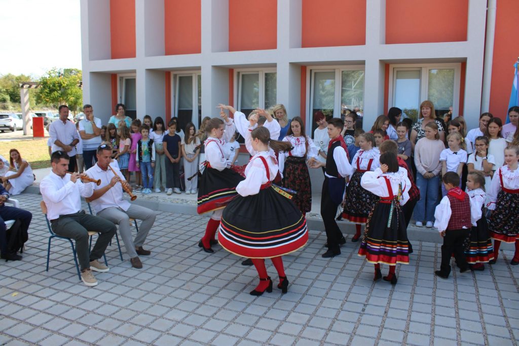 pgz osnovna skola dobrinj (26) pgz osnovna skola dobrinj (26)