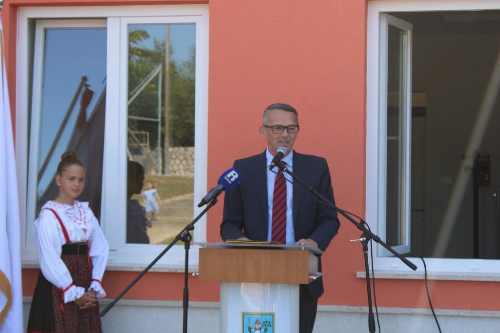 pgz osnovna skola dobrinj (29) pgz osnovna skola dobrinj (29)