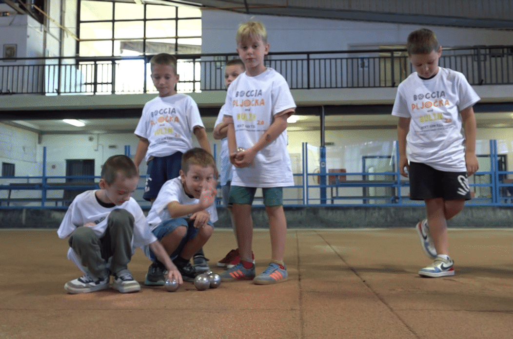 vlcsnap-2025-09-15-19h39m29s627 vlcsnap-2025-09-15-19h39m29s627