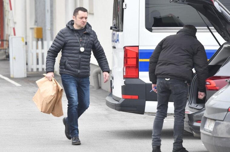 4baf62fb-41b5-4d5f-90a9-d9fea98132af