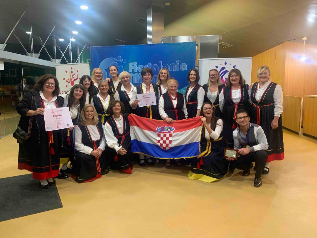 572517812_1236550311852027_60165146501239162_n