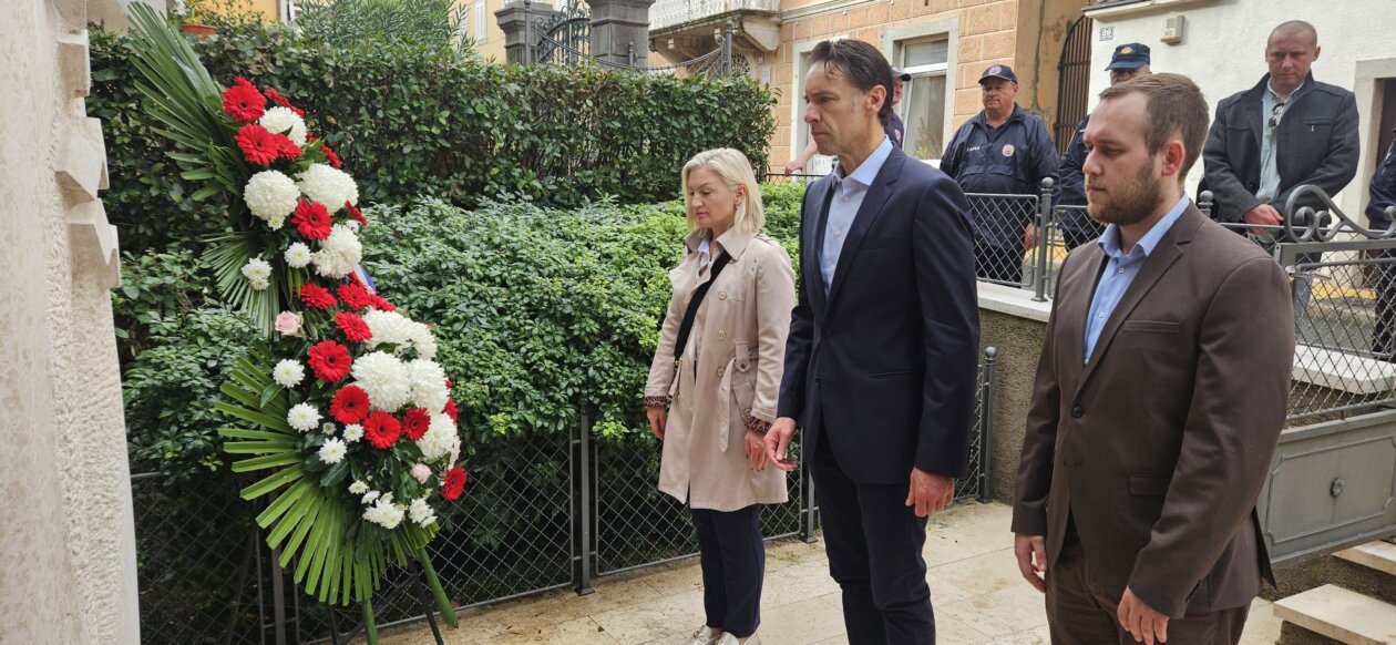 574385460_1207337904633583_6791234381545789564_n 574385460_1207337904633583_6791234381545789564_n