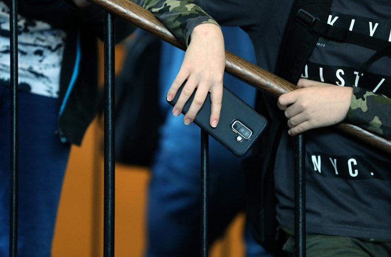 8f0aaf28-e5fb-4969-9c91-d2630dee8d55