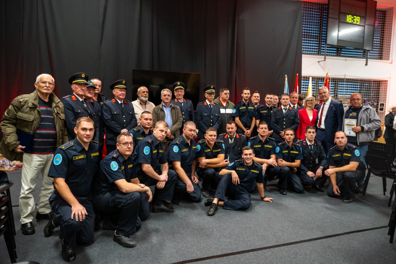 Članovi DVD-a Hreljin