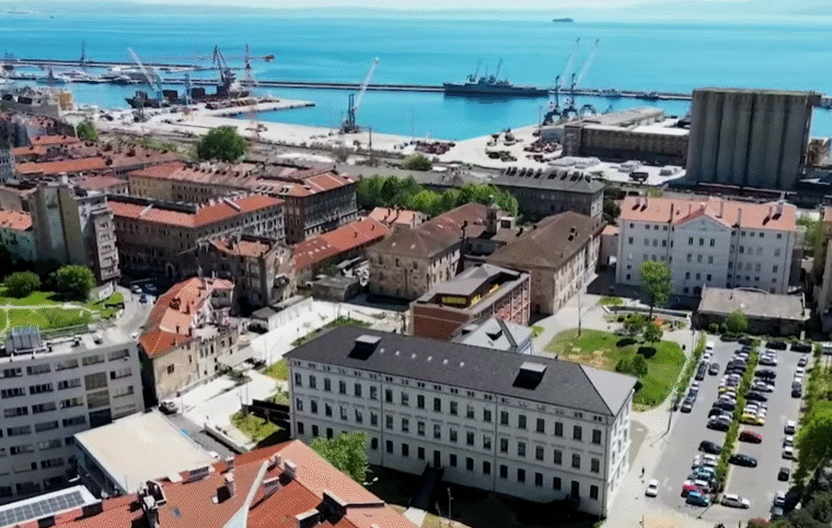 GRADSKA KNJIŽNICA RIJEKA PANORAMA 1