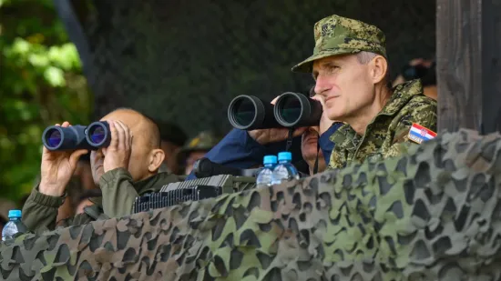 H-2effe46d-7b39-46cc-b016-7cf36b61c3be-550