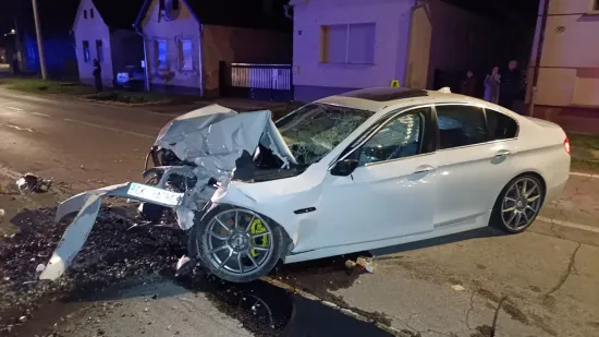 H-96bca7fa-a558-48e1-bcac-bf8b928d2450-550