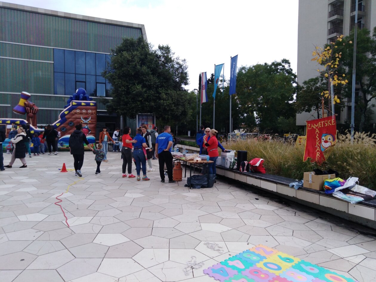 Humanitarni-rodendan-na-Zametu-2025.-Zvoncarska-manestra