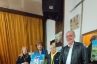 Likovni-dar-za-Mjesni-odbor-Pecine-–-rad-Davorke-Vucak-Karlovac