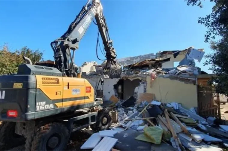 O-854d96fa-c934-4ffc-a815-260c498b6813-1200