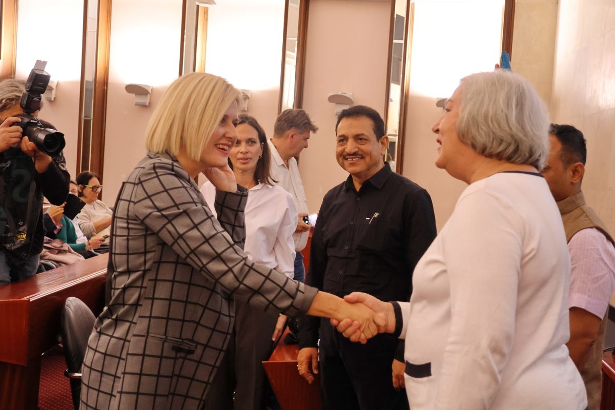 Okrugli-stol-o-ayurvedi-i-zdravstvenom-turizmu-1-1200×800