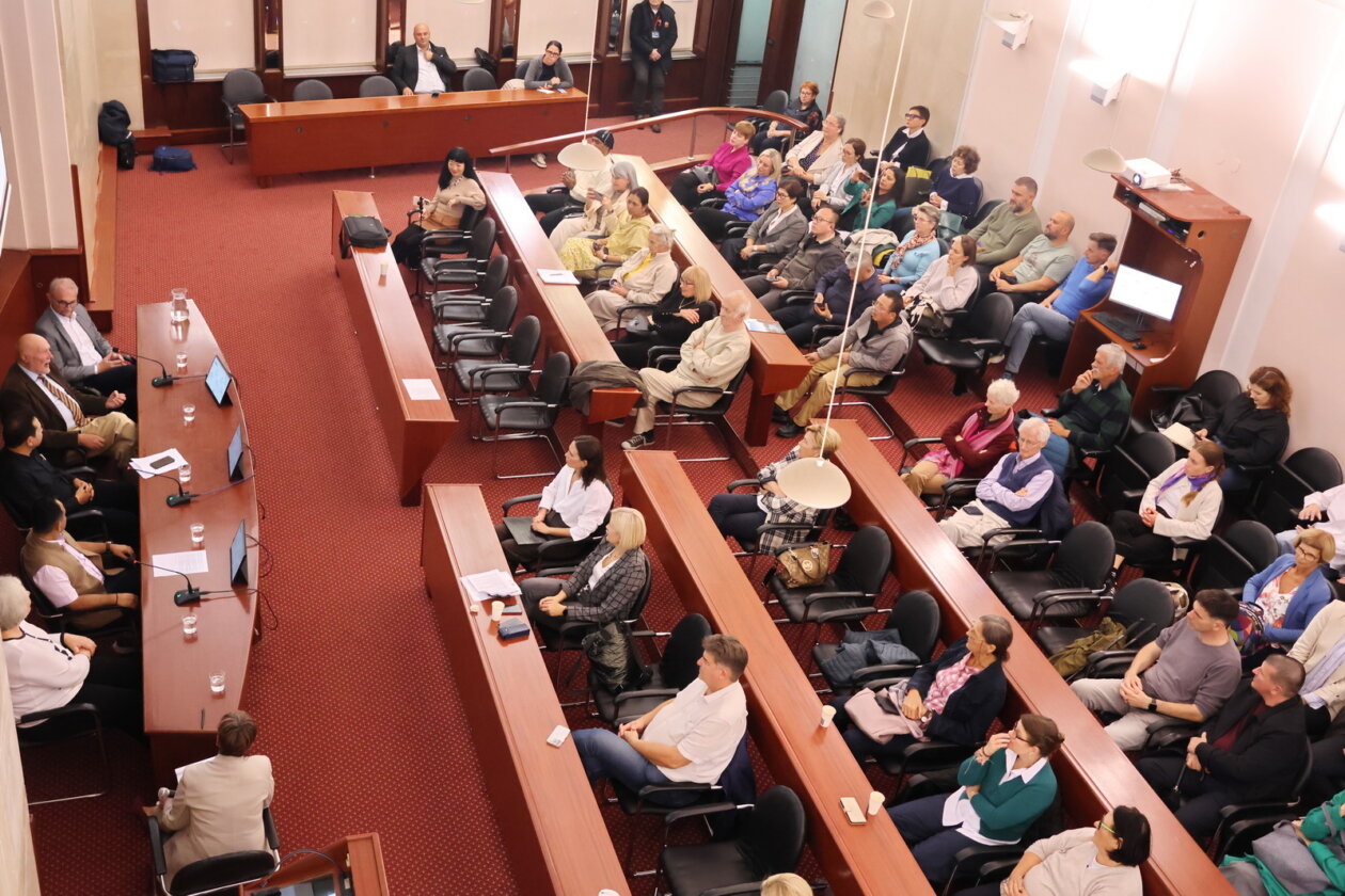 Okrugli-stol-o-ayurvedi-i-zdravstvenom-turizmu-27