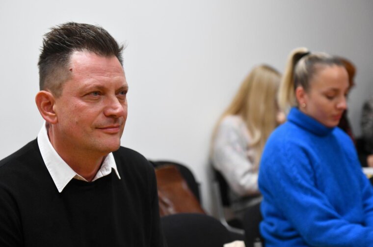 Zagreb: Suđenje Daliboru Mataniću zbog klevete i uvrede influencerice Doris Stanković