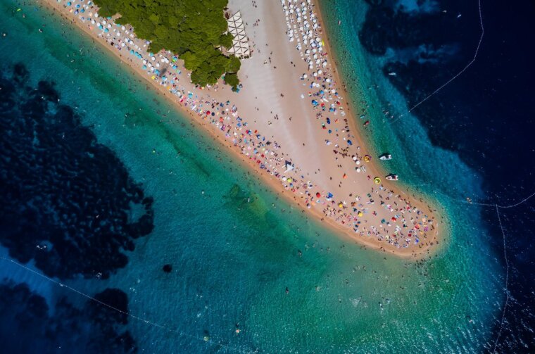 Zlatni rat je jedna od najpoznatijih hrvatskih plaža, a često završi na top listama najljepših na svijetu