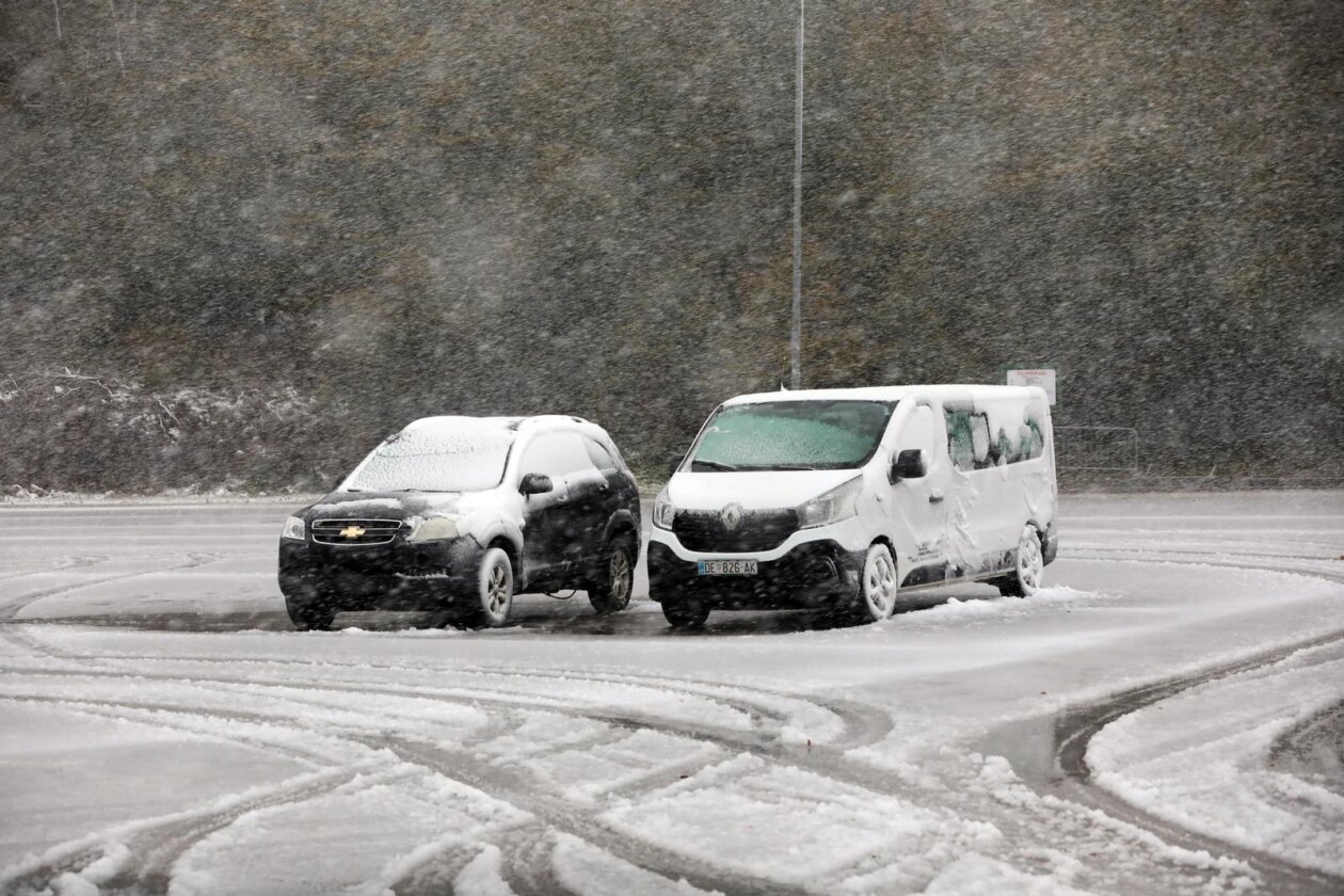 Platak: Prvi ovosezonski snijeg pao na Platku Platak: Prvi ovosezonski snijeg pao na Platku
