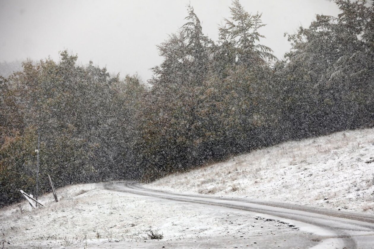 Platak: Prvi ovosezonski snijeg pao na Platku Platak: Prvi ovosezonski snijeg pao na Platku