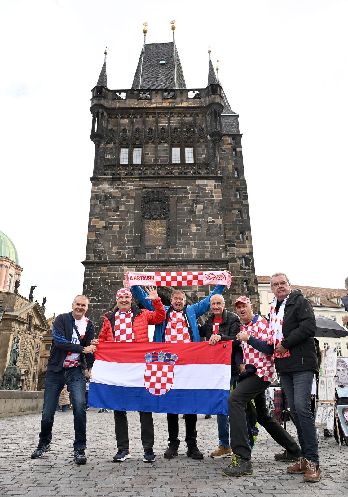 Prag: Hrvatski navijači u gradu