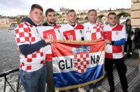 Prag: Hrvatski navijači u gradu
