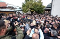 Sarajevo: Dženaza za Halida Bešlića u Gazi Husrev-begovoj džamiji