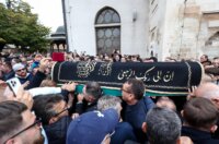 Sarajevo: Dženaza za Halida Bešlića u Gazi Husrev-begovoj džamiji