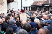 Sarajevo: Dženaza za Halida Bešlića u Gazi Husrev-begovoj džamiji