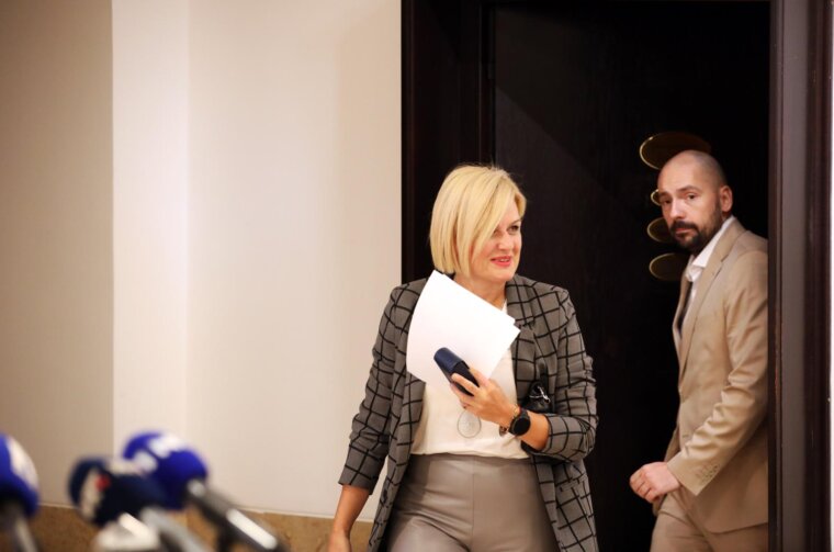 Rijeka: Gradonačelnica Iva Rinčić održala konferenciju za novinare