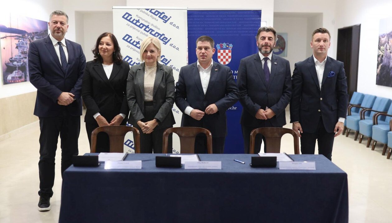 Rijeka: Potpisivanje Ugovora o dodjeli bespovratnih sredstava za projekt Elektrifikacija KD Autotrolej Rijeka: Potpisivanje Ugovora o dodjeli bespovratnih sredstava za projekt Elektrifikacija KD Autotrolej