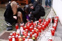 Novo Mesto: Suze i upaljene svijeće na mjestu na kojem je ubijen muškarac