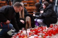 Novo Mesto: Suze i upaljene svijeće na mjestu na kojem je ubijen muškarac