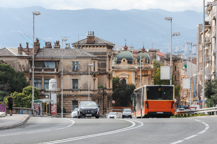 Piramida cesta promet ilustrativna-8948