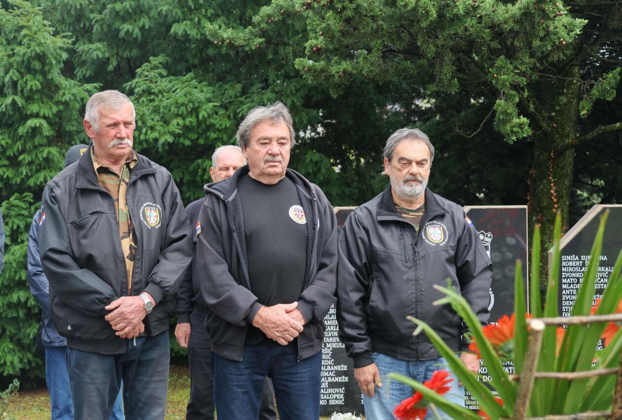 Polaganje-vijenaca-128-brigada-28 Polaganje-vijenaca-128-brigada-28