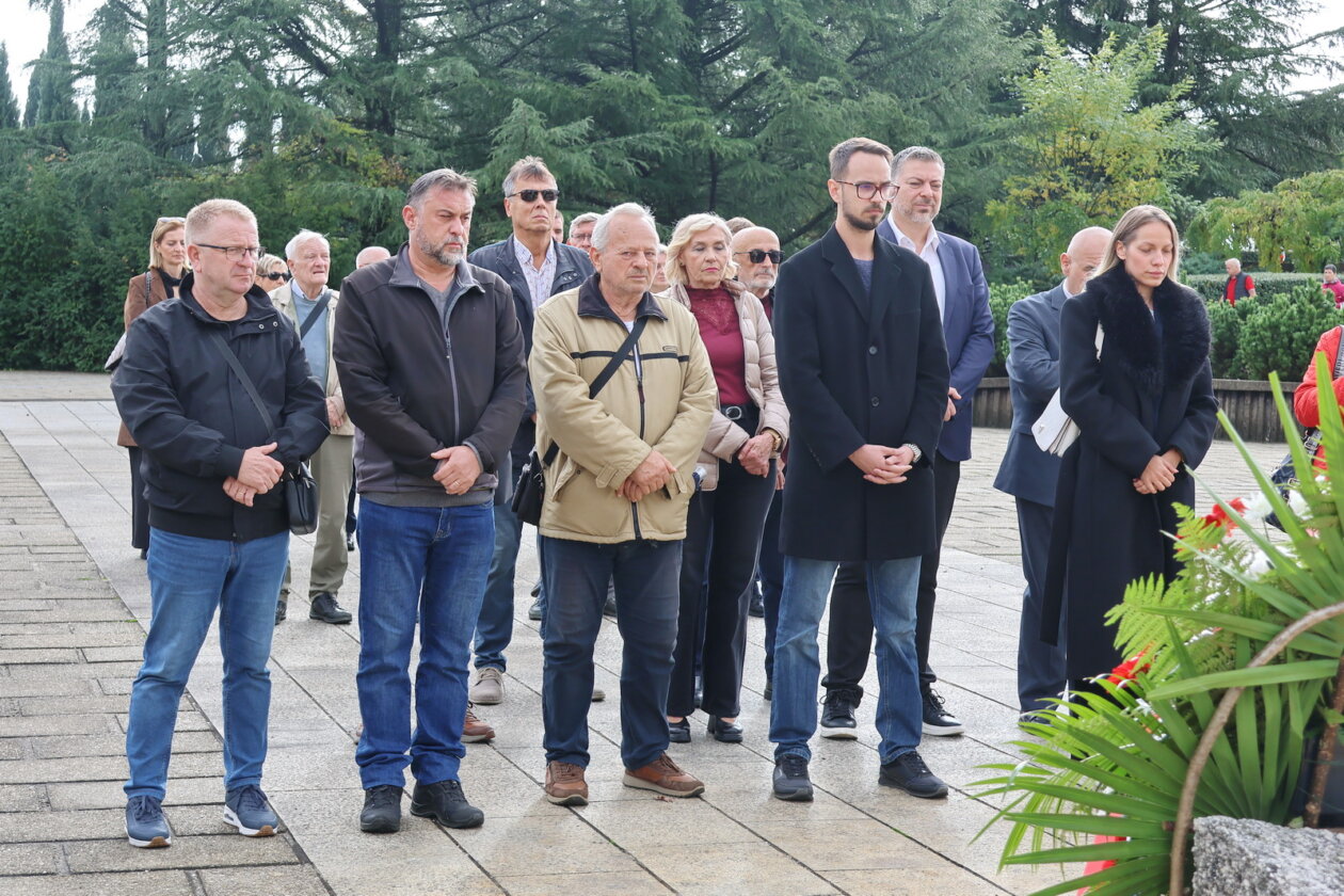 Polaganje-vijenaca-za-blagdan-Svih-svetih-23