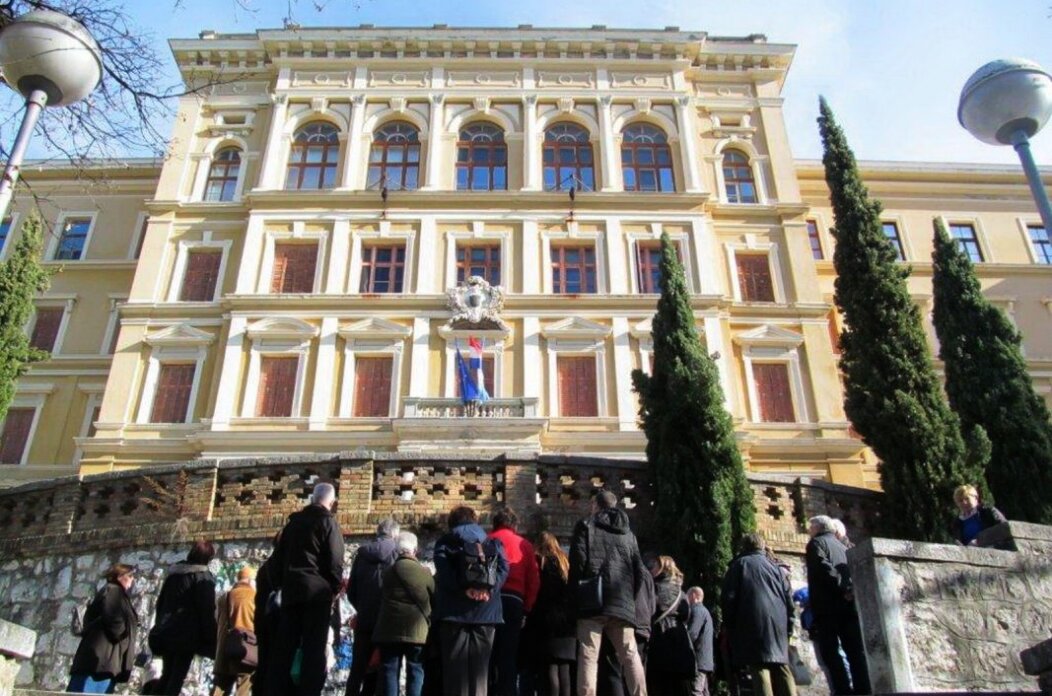 Prva-susacka-gimnazija-Rijeka-1067×800