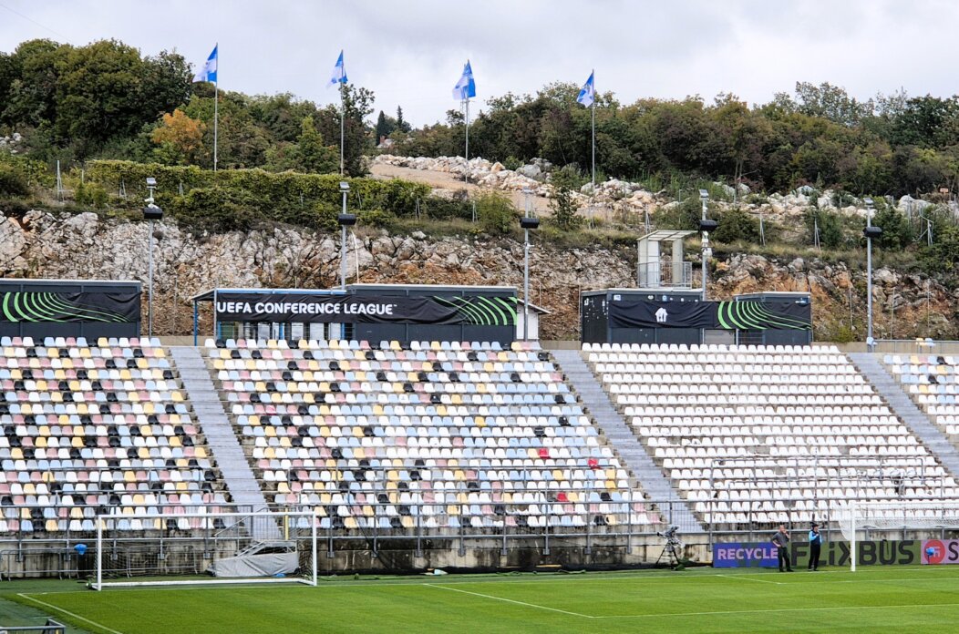STADION RUJEVICA TRIBINE PRAZNE 2025 1 STADION RUJEVICA TRIBINE PRAZNE 2025 1