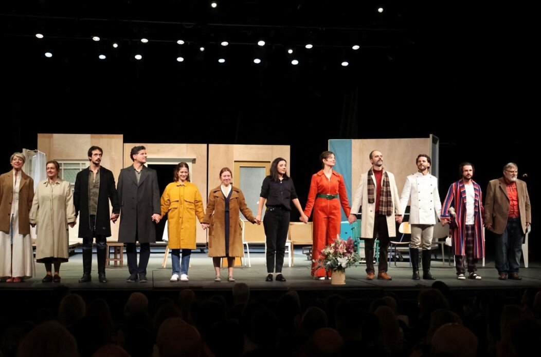 TRI SESTRE ZAJC PREMIJERA TRI SESTRE ZAJC PREMIJERA