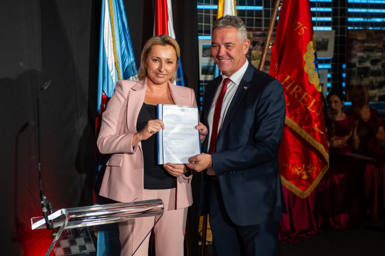 Uručenje Ugovora Gradu Bakru