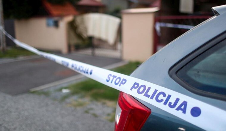 c8def4ce-674f-441e-a74f-725e92aef436