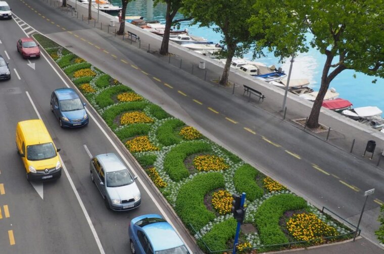 cvjetna-gredica-Jelacicev-trg-990×800