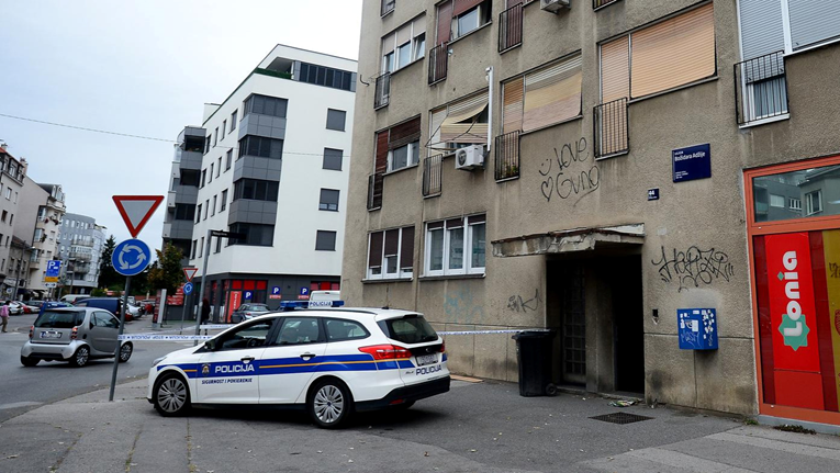 fa97ebf7-ddc9-4cb4-b686-2214e7627404