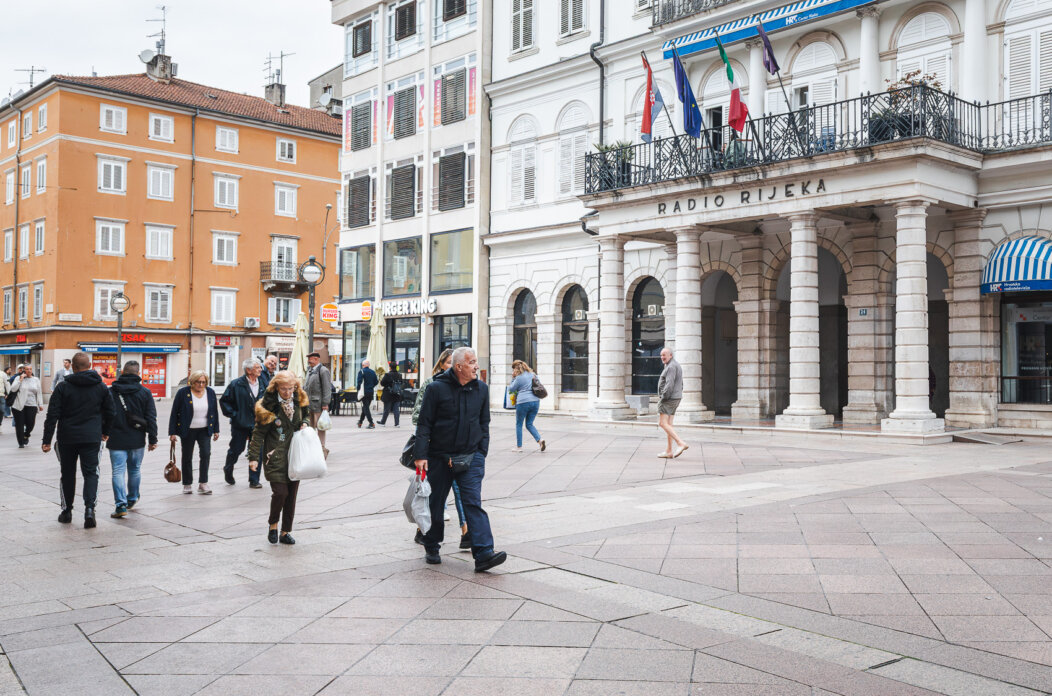 ilustrativna grad Korzo jesen-6146