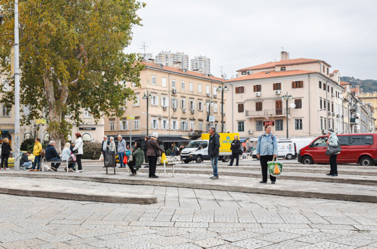 ilustrativna stanica Jelačićev trg-6101